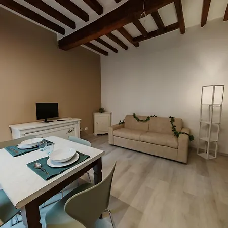 La Sosta-appartamento A Pochi Passi Dalla Stazione